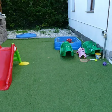 D85 Apartman Сasa de vacaciones
